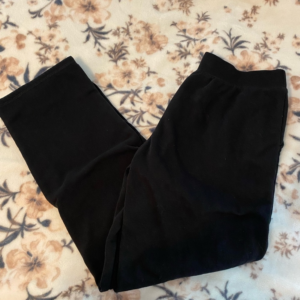 Black sweatpants